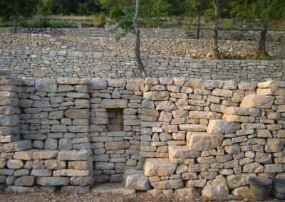 Ensemble de terrasses de soutènement en pierre sèche, Ardèche